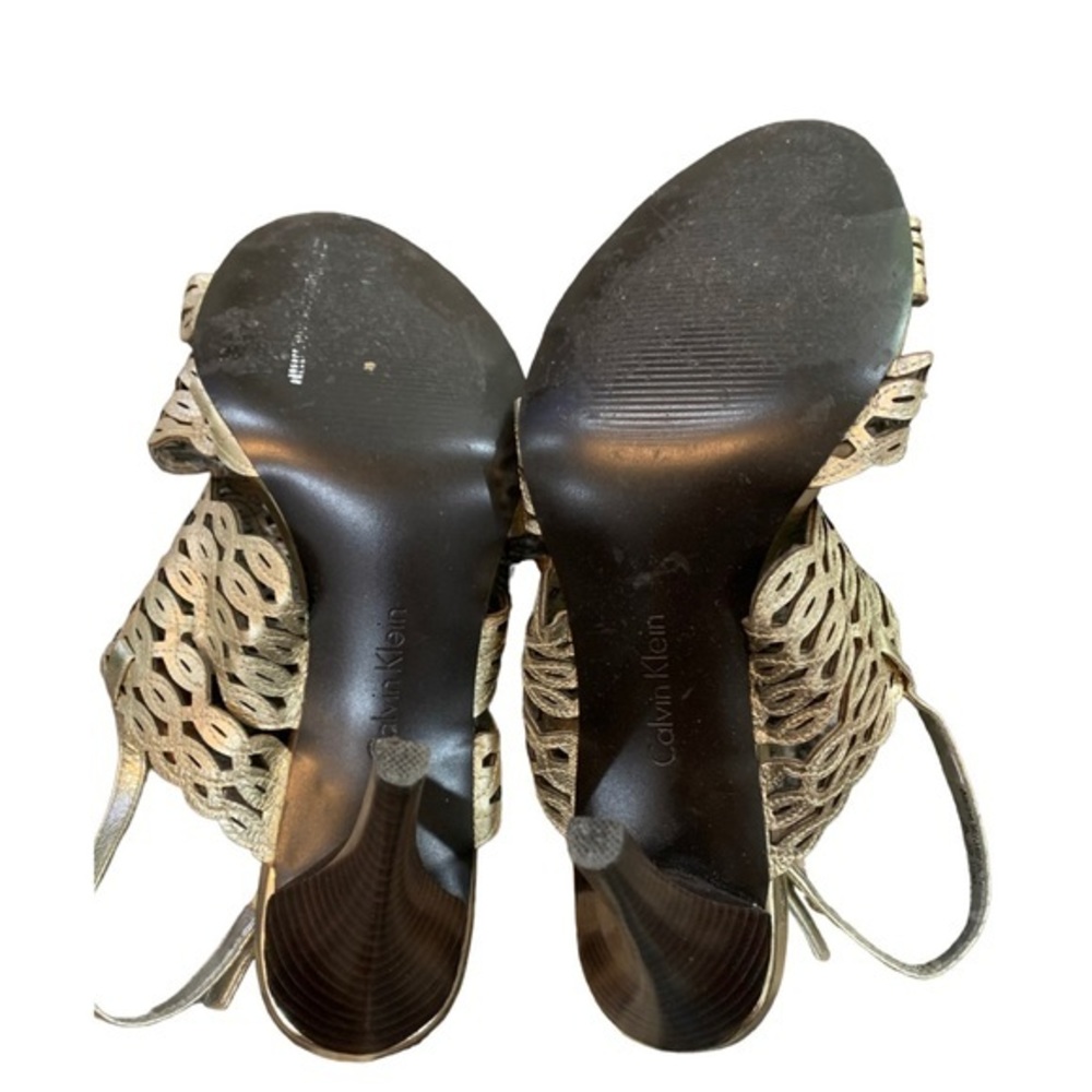 Vtg Calvin Klein Gold Riya Open Pattern High Heel Slingback Sandal Size 8.5 - Picture 4 of 7